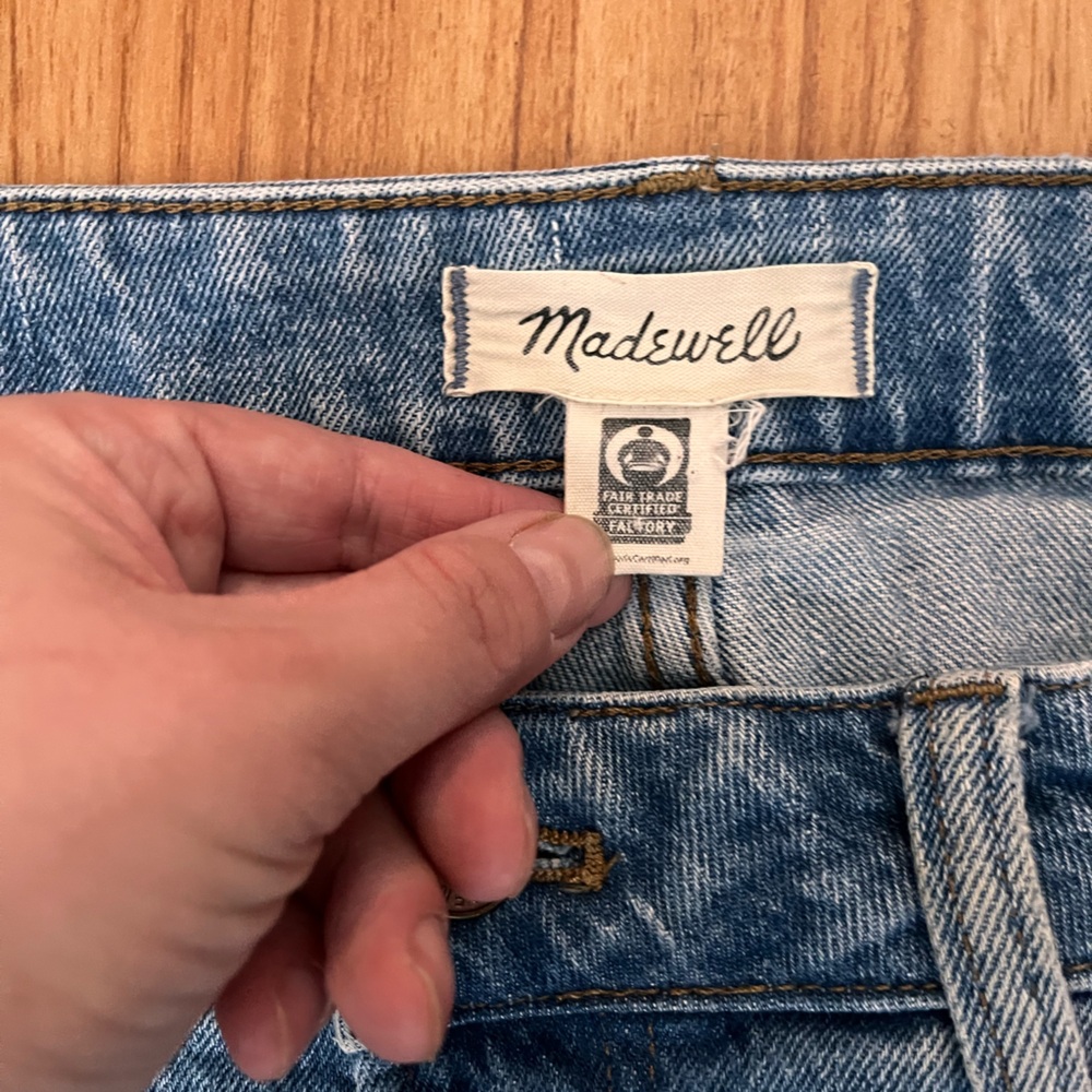 ***SOLD***Madewell Light Blue Denim Jeans - Picture 4 of 10